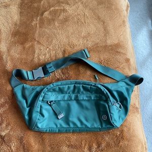 Lululemon On the Beat Belt Bag